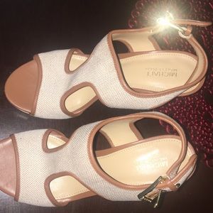 Size 6 Michael Kors wedges